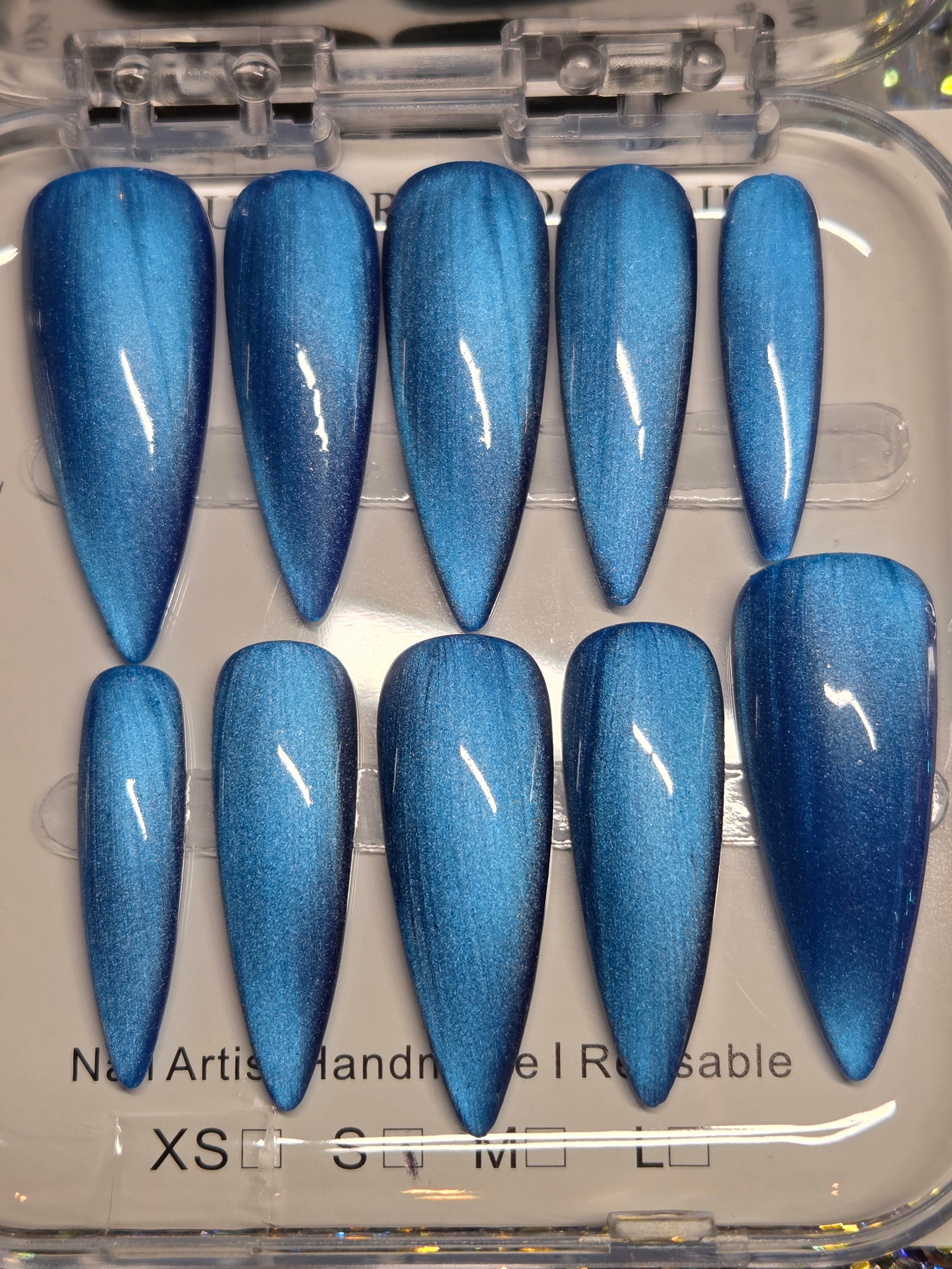Blue cat eye