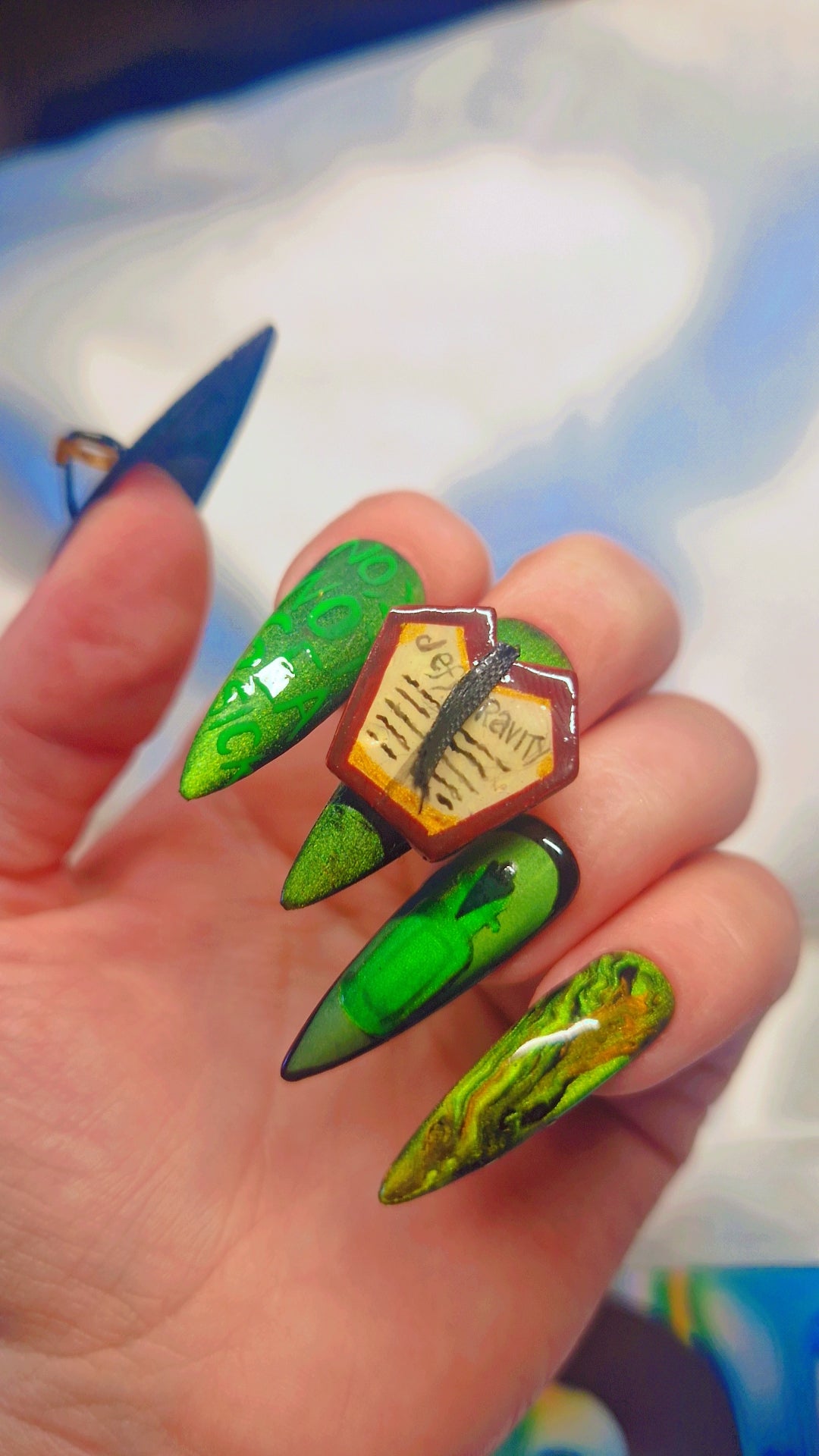 Customised press ons